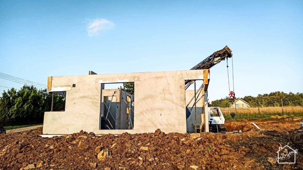 montaż ścian z keramzytu