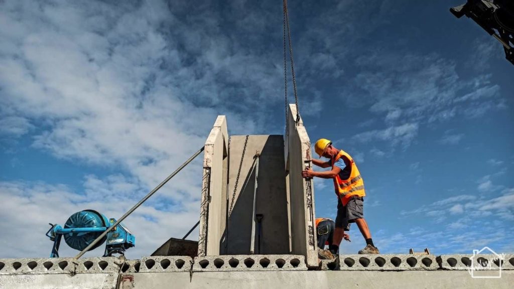 montaż ścian poddasza