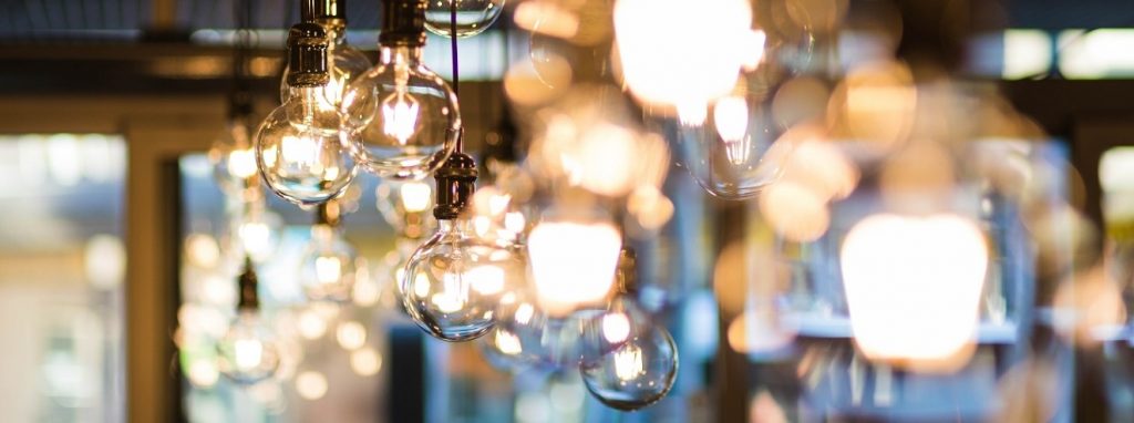 Jak oświetlić dom